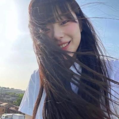 跟老板相亲后每天都在社死